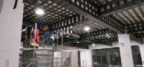 印江一商场梁，楼板碳纤维加固施工